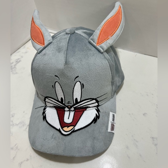 GRAY BUGS BUNNY CAP WITH EARS. LOONEY TOONS brand new without tags. UNISEX - Picture 2 of 10